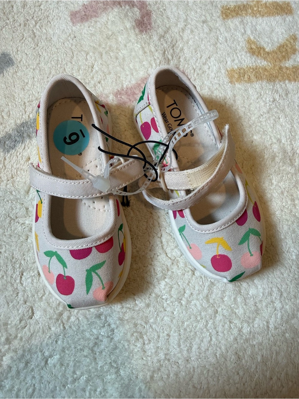 TOMS Girls Cherry Print Mary Jane Shoes